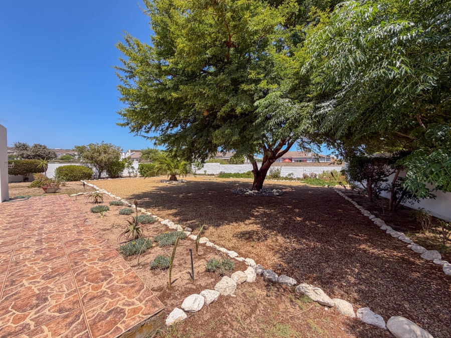 3 Bedroom Property for Sale in Country Club Western Cape